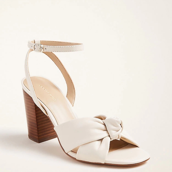 Ann Taylor Carolyn knot Leather Sandals - Picture 2 of 5